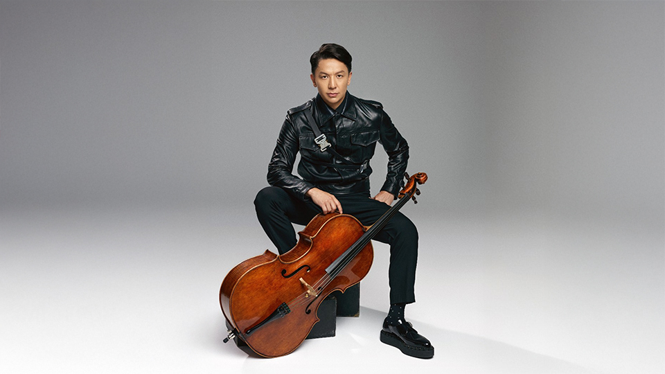 BAGJAN OKTYABR: Soul therapy